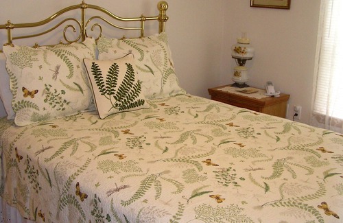 Franklin Cottage | Riversong - Waterfront Mountain Rental