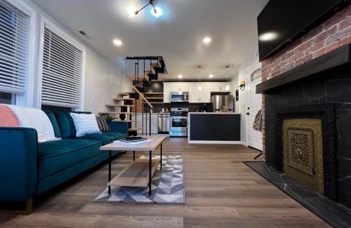 Verona Apartment | Rivertown Retreat in Downtown Verona
