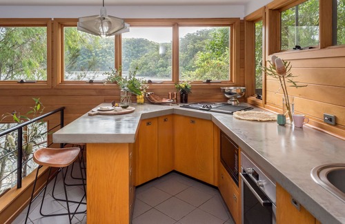 Berowra Waters House | RiverTreehouse Escape (15 Calabash Point, formerly 8 DustHole Pt)