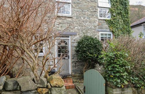Dwygyfylchi House | Riverwash Cottage