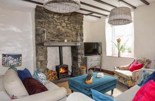 Dwygyfylchi House | Riverwash Cottage