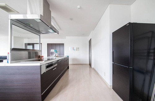 Toyohira House | ROADSIDE HOUSE