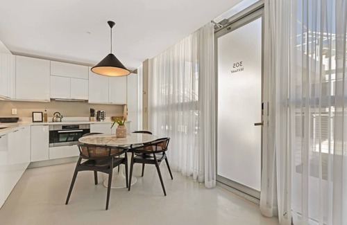 South Pointe House | Roami at 250 Collins | Rooftop Pool | Next to Beach