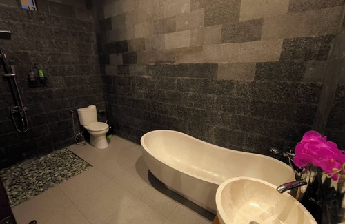 Kutuh Kaja House | Roberto Suites Ubud View by EPS