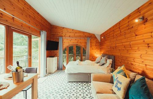 Caerwys House | Robin Woodside Lodge