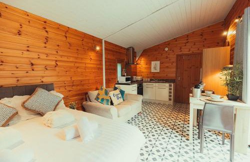 Caerwys House | Robin Woodside Lodge