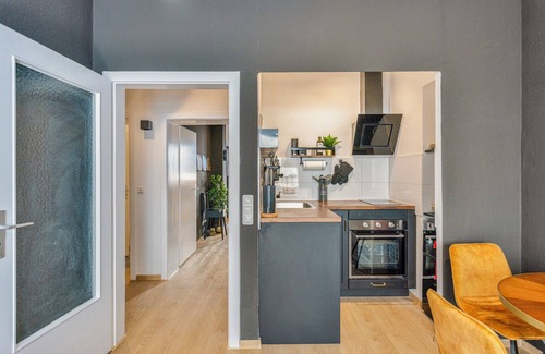 Ruettenscheid Apartment | Rock meets Ruhrpott @Cordis Sky