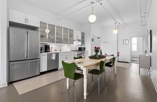 Rockland Apartment | Rockland Central Over Main; 2BR Downtown