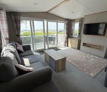 Hamworthy House | Rockley Park - Holiday Accommodation 22180
