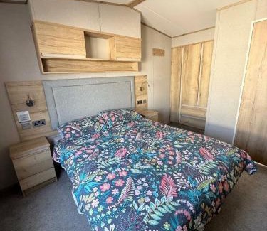 Hamworthy House | Rockley Park - Holiday Accommodation 22180