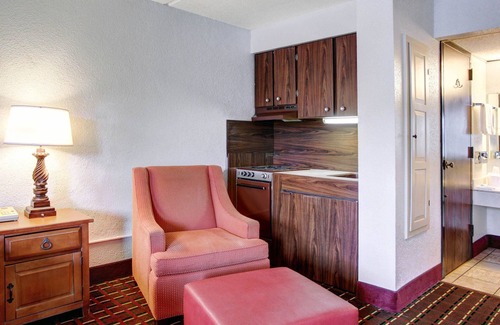 New Braunfels Hotel | Rodeway Inn New Braunfels