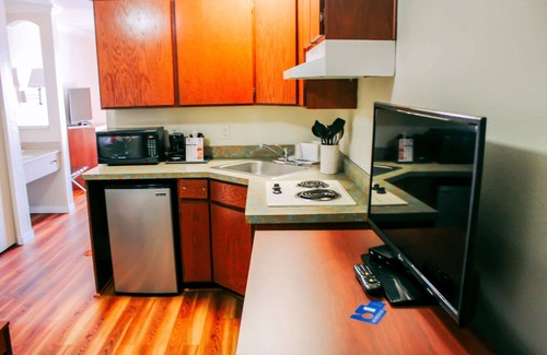 Lake Havasu City Hotel | Rodeway Inn & Suites Lake Havasu City