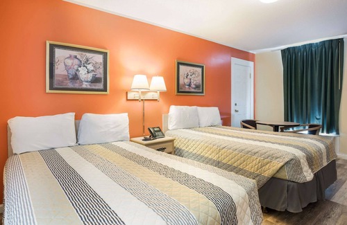 Adel Hotel | Rodeway Inn