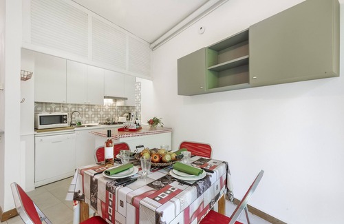 Ispra Apartment | Rododendro Rosso, Ispra, Italy
