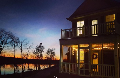 Ottawa House | Rollin` on the River #25