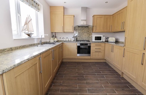 Rhos on Sea Cottage | Roma