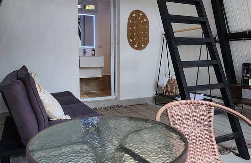 San Lucas Toliman Ski Chalet | Romantic Chalet at lake Atitlan- private beach