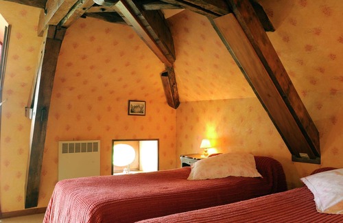 Bligny Cottage | Romantic gîte in quiet village for Champagne lovers