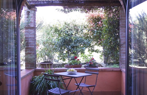 Massa e Cozzile House | Romantic independent country house with garden, between Lucca and Florence