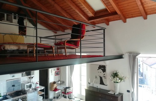 Bellano House | Romantic Penthouse on Lake Como