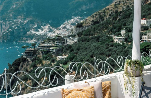 Positano Apartment | Romantic Suite with terrace sea view and free parking
