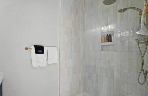 Southport Condo | Romantic Waterfront Retreat in charming Southport