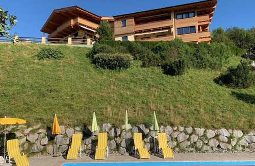 Sankt Johann in Tirol Apartment | Romantik Aparthotel Sonnleitn, Wilder Kaiser