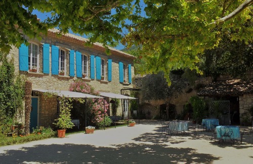 Fontaine-de-Vaucluse Apartment | ROMARIN * - 4 PERSON APARTMENT (WITH TERRACE)