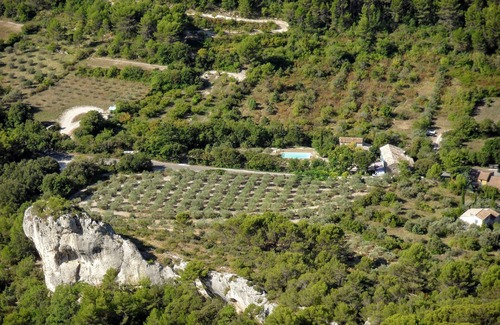 Fontaine-de-Vaucluse Apartment | ROMARIN * - 4 PERSON APARTMENT (WITH TERRACE)