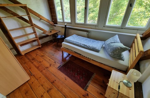 Schlangenluch Apartment | Rooftop loft by the lake, 3klm tesla