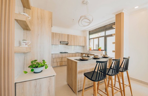 Kigali Hotel | Rooftop View Apartments Rebero