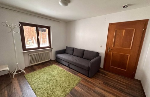 Klosterle Apartment | Room 6 - Double room, shower/toilet on the floor - Haus St. Martin