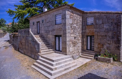 Sortelha Apartment | Room 'Alcaide' with Mountain View, Wi-Fi and Air Conditioning