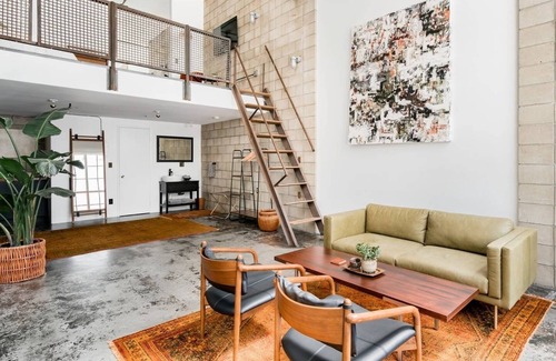 Little Italy Apartment | Room D at The Dutra Inn - Little Italy