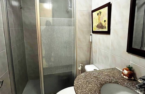 Baguio Apartment | Room in Albegro Baguio Burnham Wifi Parking