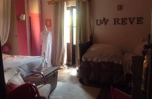 Moissac House | room in Bed and Breakfast in the City Center of Moissac