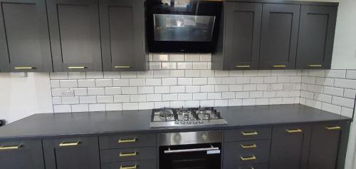 Leicester House | Room in Guest room - Comfortable Double Room in Leicester