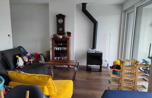 Courtepin House | Room in our family home, close to the station and services