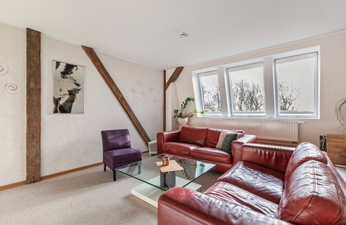 Cecilienkoog Apartment | Room 'Jaspis Mit Rubin' with Shared Garden