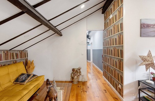 Campanha Apartment | Room 'K' with Shared Garden and Wi-Fi