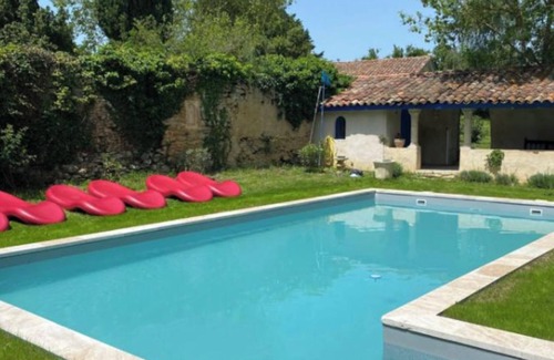 Pech-Luna House | Room 'Okuni' with Shared Pool, Shared Terrace and Wi-Fi