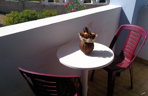 Pefkos Apartment | Room-rustic and Spacious Studio by the b