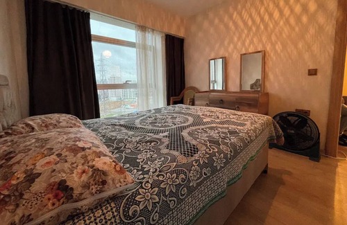 Esenyurt House | Room & Salon with Garden & Swimming Pool