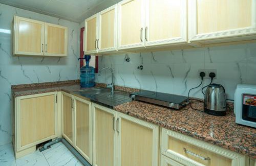 Mussafah House | Room with Balcony