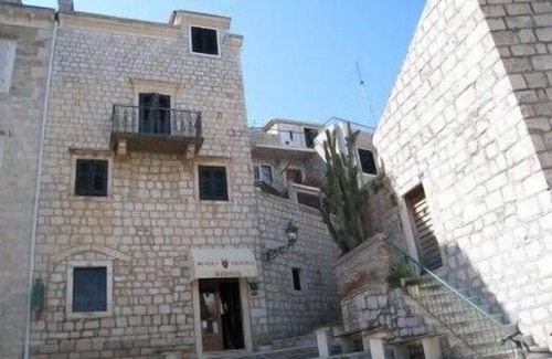 Vis Apartment | Rooms Nikola, (2700), Vis, hr