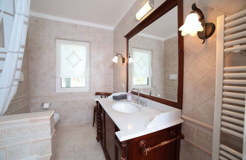 Palazzolo dello Stella House | ROOMS Suite Exclusive with swimmingpool - Agriturismo "Loggia degli Artisti"