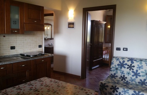Latignano Apartment | ROSA apartment, up to 4 people NO KIDS LOCATION