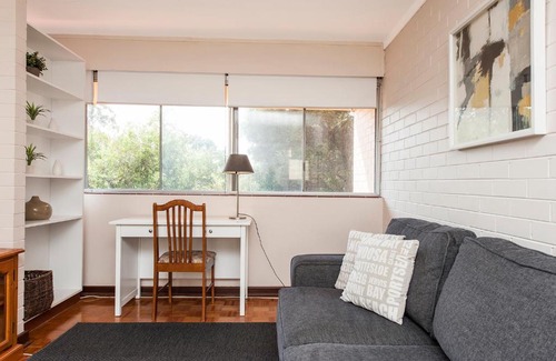 Shenton Park Apartment | Rosalie 35
