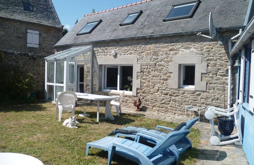 Roscoff House | ROSCOFF 50 m harbor fisherman's house garden promo 15 to 22/06 35 €/night