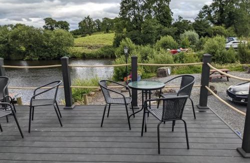 Enniskillen Other | Rose Glamping pod